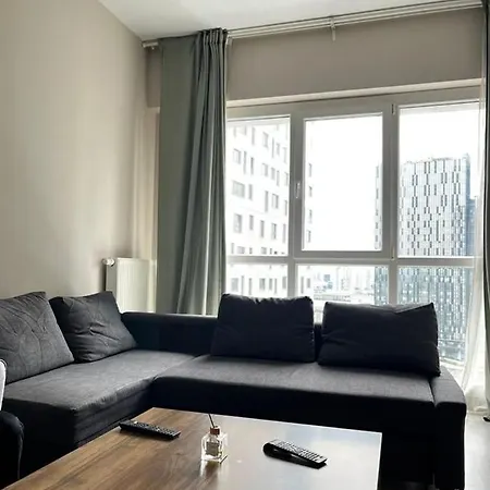 Spacious And Peaceful Διαμέρισμα *